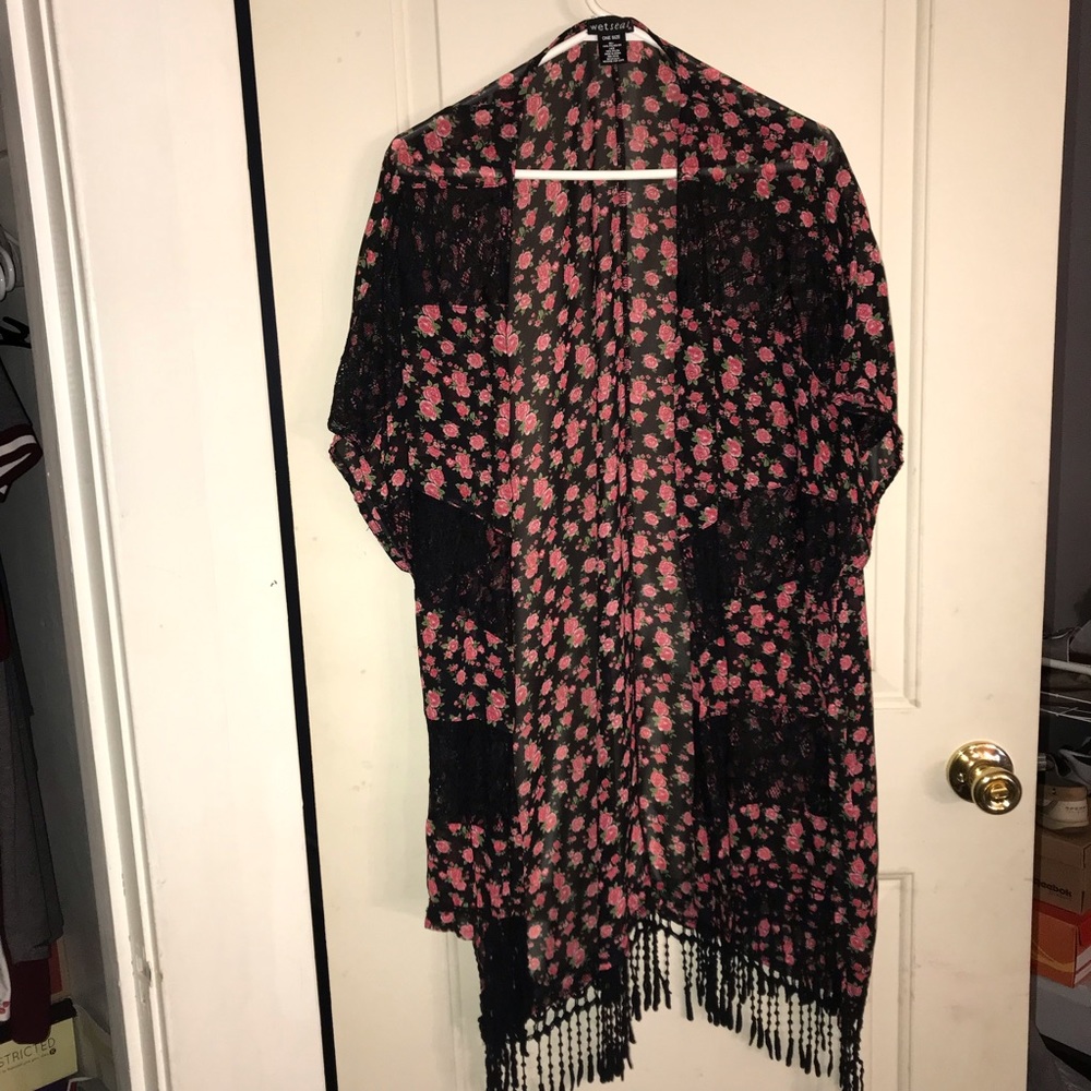 Wet seal kimono